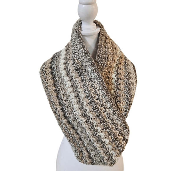 Handmade Crochet Bulky Scarf Multicolor 10 ways Puzzle Yarn Crossword Acrylic - Picture 7 of 17